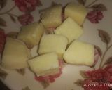 A picture of step 2 of Cheese balls.