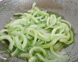 Hình bước làm 3 của món Mứt dừa ngũ sắc