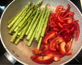 Hình bước làm 1 của món Steak Áp Chảo Với Dầu Mè