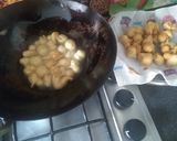 A picture of step 5 of Pakode wali kadi.