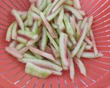 Foto langkah ke 1 dari resep Tumis Tempe Kulit Semangka.