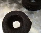 Foto langkah ke 7 dari resep Brownat (brownies donat) Kukus, eggless.