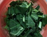 Foto langkah ke 2 dari resep Tumis daun talas tempe bungkil malang.