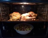 Foto del paso 1 de la receta Pollo al horno con girgolas, patatas y verduritas