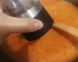Foto del paso 8 de la receta: Pizza de pepperoni con salsa de tomate