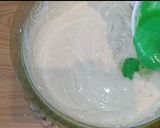 Foto langkah ke 5 dari resep 186. Bolu Pandan Kukus Lembut.