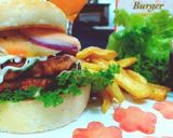 A picture of step 4 of Chicken burger.