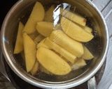 Foto langkah ke 3 dari resep Potato Wedges.