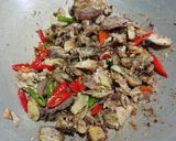 Foto langkah ke 4 dari resep Oseng Ikan Suwir.