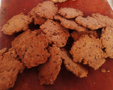 Foto del paso 4 de la receta: Crackers integrales semilladas ⭑ harina integral, chía y lino