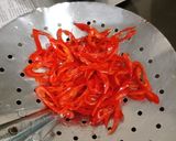 Foto langkah ke 4 dari resep Sambal Goreng Kentang + Pete+ Cecek.