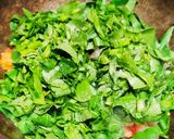 A picture of step 4 of Sarson ke saag Ka Thepla.