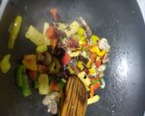 A picture of step 4 of Paneer Chilli Sizzler.