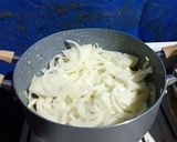 Foto del paso 2 de la receta: Empanadas de cebolla y queso