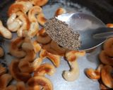 A picture of step 3 of Paper roasted nuts.