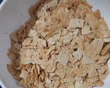 चटपटीत खाकरा भेळ (Khakhra Bhel Recipe In Marathi) रेसिपी स्टेप 1 फोटो