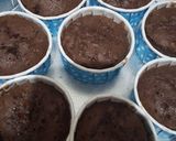 Foto langkah ke 5 dari resep Cupcakes coklat kukus.