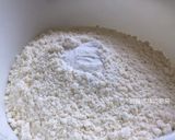 A picture of step 3 of Banana Yogurt Pound Cake.