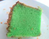Foto langkah ke 9 dari resep Chiffon Pandan Cake (Loyang Kecil).