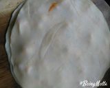 A picture of step 10 of Stuffed carrot paneer paratha.