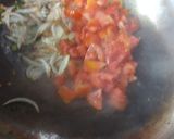 A picture of step 4 of Macaroni (in desi style).
