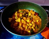 A picture of step 10 of Gobi-Paneer Kadai.