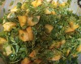 आलू मेथी कि सब्ज़ी (Aloo methi ki sabzi recipe in Hindi) रेसिपी चरण 2 फोटो