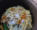 A picture of step 4 of Potato, Onion Fry.