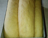 A picture of step 6 of Leopard print bread.