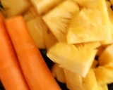 Foto langkah ke 1 dari resep Nanas Wortel Juice.