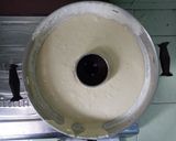 Foto langkah ke 5 dari resep Bolu Pisang Konvensional.