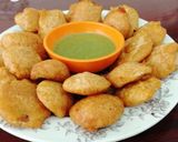 A picture of step 4 of Instant Potato Fritters in new version (Surti bataka poori).