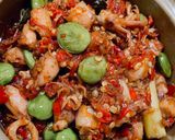 Foto langkah ke 6 dari resep Cumi Asin Sambal Pete.