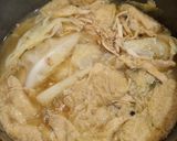 รูปขั้นตอนการทำที่ 4 ของ กะหล่ำปลีต้มกับฟองเต้าหู้ไก่ฉีก คล้ายต้มจับฉ่าย เคลียร์ตู้เย็น
