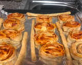 Foto del paso 4 de la receta: Rollitos de jamón y queso al horno