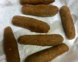 A picture of step 7 of Mango flavoured Chicken fingers with mango dip.