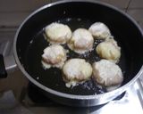 A picture of step 3 of Cajun spiced potatoes.