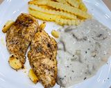 Foto langkah ke 4 dari resep Chicken Steak With Mushroom Sauce.