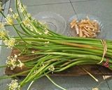 Foto langkah ke 8 dari resep Oseng pedas bunga baput (bwng putih) ikan asin.