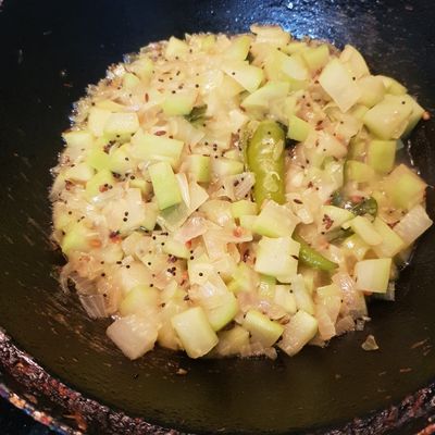 Xotin uxlab yotgan intim surat Er-xotin jinsiy aloqa