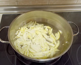 Foto del paso 1 de la receta: Calamarcitos con tomate
