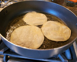 Foto del paso 2 de la receta: Tostadas hechas en casa