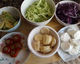 Foto del paso 1 de la receta: Ensalada de repollos, garbanzos, palmitos y aguacate (palta)