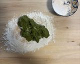 Foto del passaggio 2 della ricetta Pasta all’uovo verde senza glutine🍝