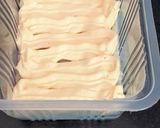 A picture of step 4 of Mango trifle.