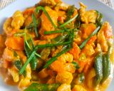 Foto langkah ke 8 dari resep Gai Phad Phet Kra-ti (khas Thailand).