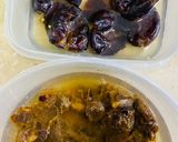 A picture of step 1 of IMLI & KHAJOOR CHUTNEY.