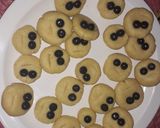 Foto langkah ke 4 dari resep Kue kering Low Budget tanpa oven.