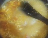 முட்டை நூடுல்ஸ் சூப் (muttai noodles soup recipe in tamil) ரெசிபி ஸ்டேப் 2 புகைப்படம்