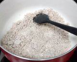 A picture of step 4 of Red poha ladu.